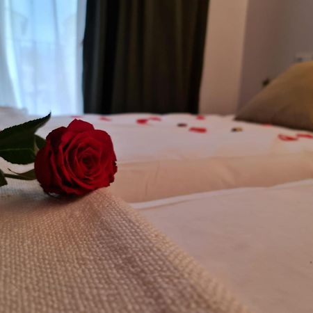Hotel Camino De Las Estrellas Serranillos Ngoại thất bức ảnh